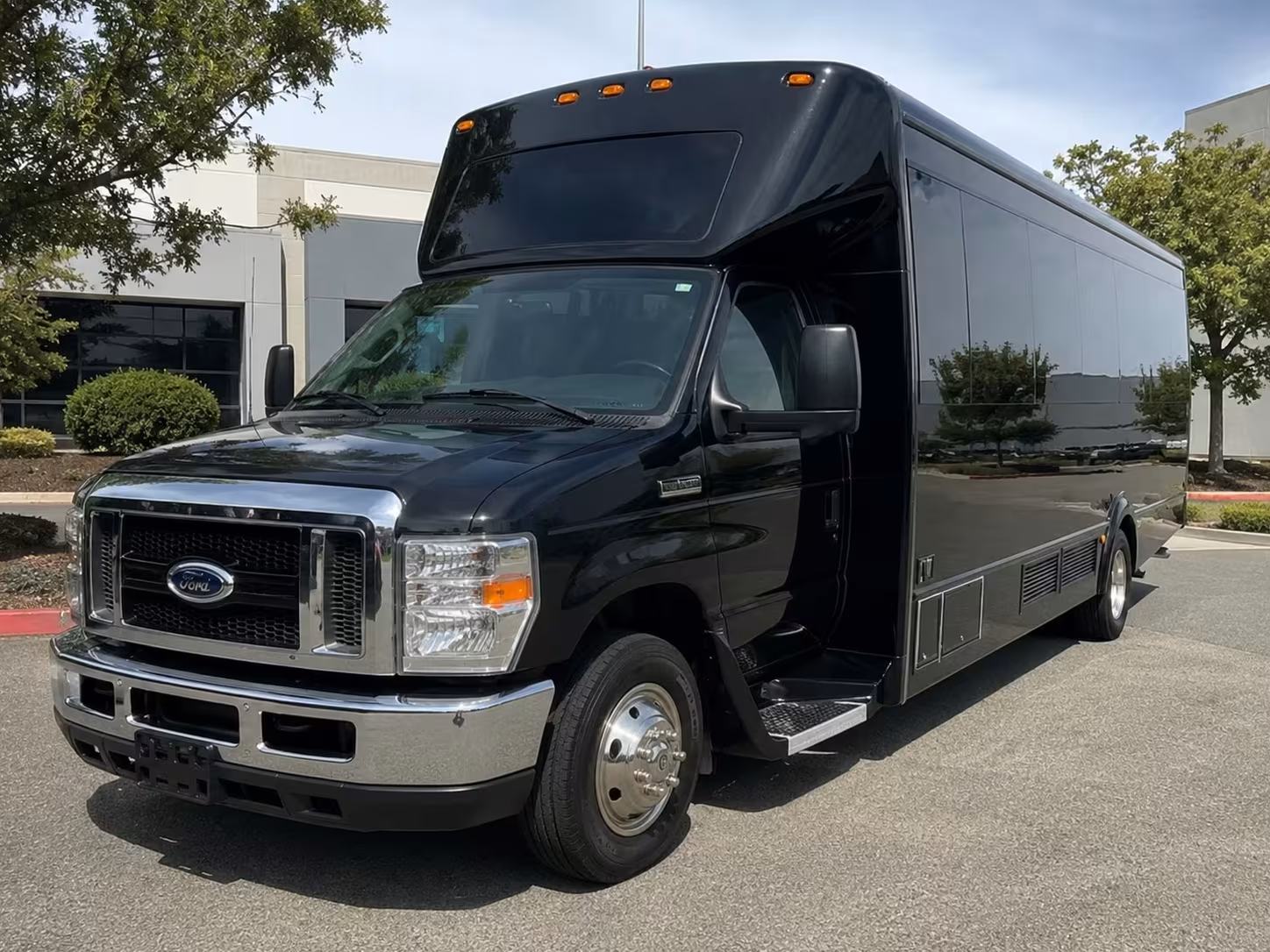 bachelorette and birthday party bus rentals in fort lauderdale