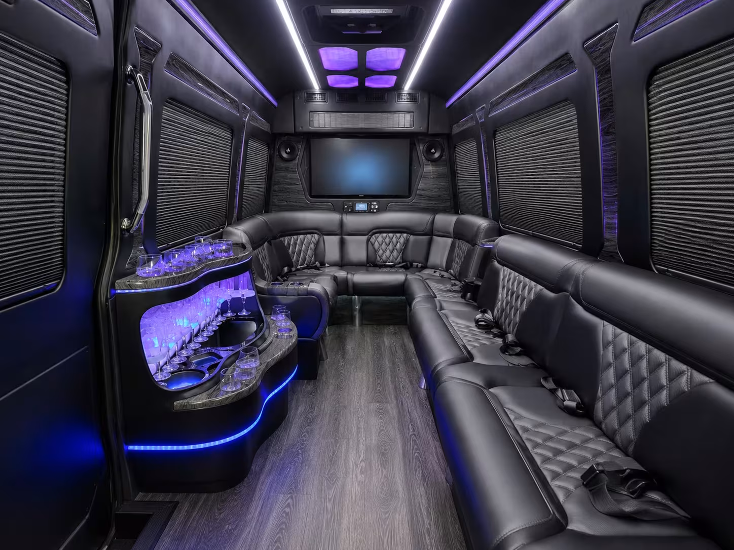 corporate event and team building transportation in fort lauderdale