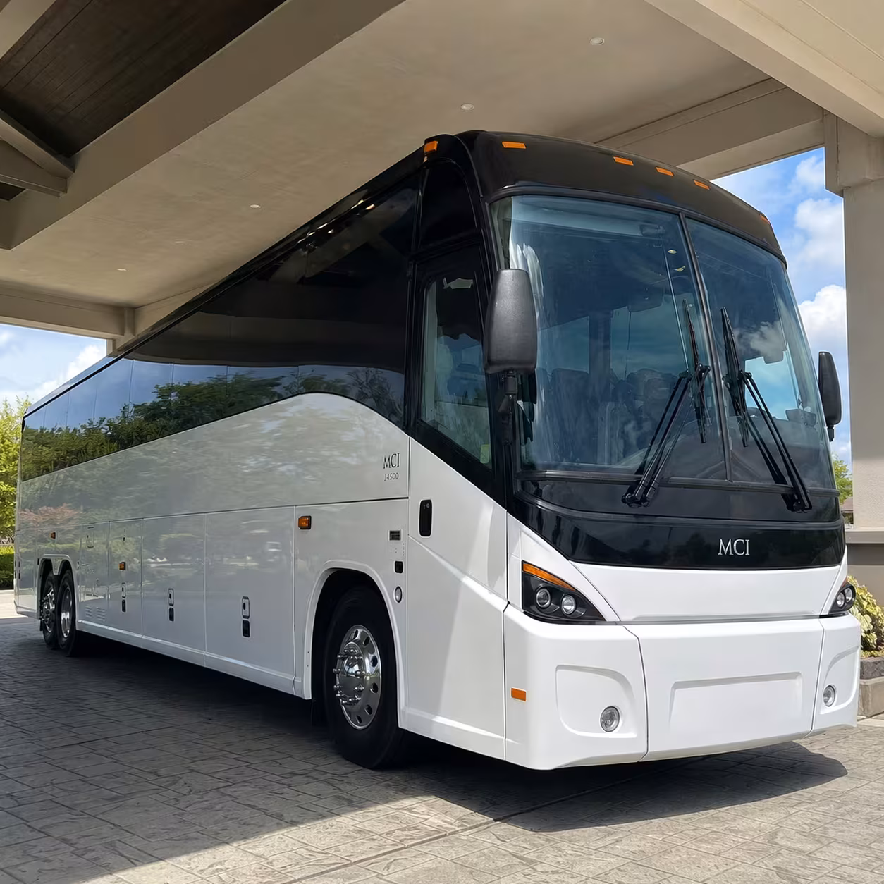 employee shuttle buses to cut commuter stress in fort lauderdale