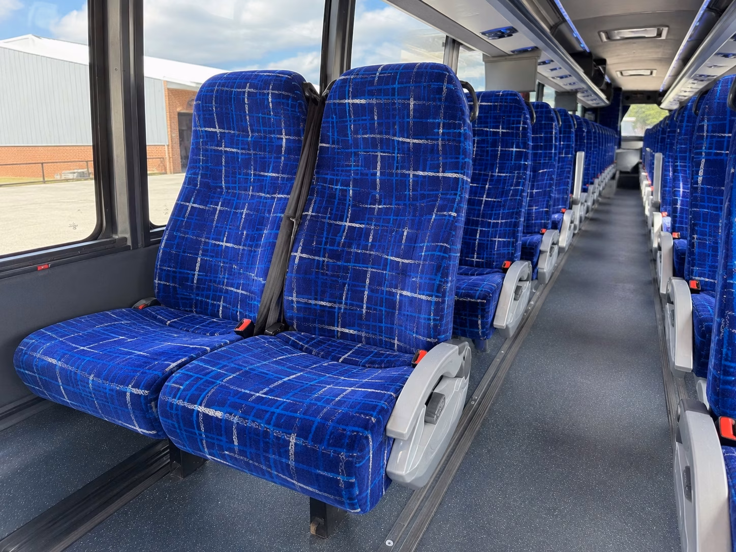 fort lauderdale race day shuttle bus rentals for endurance events
